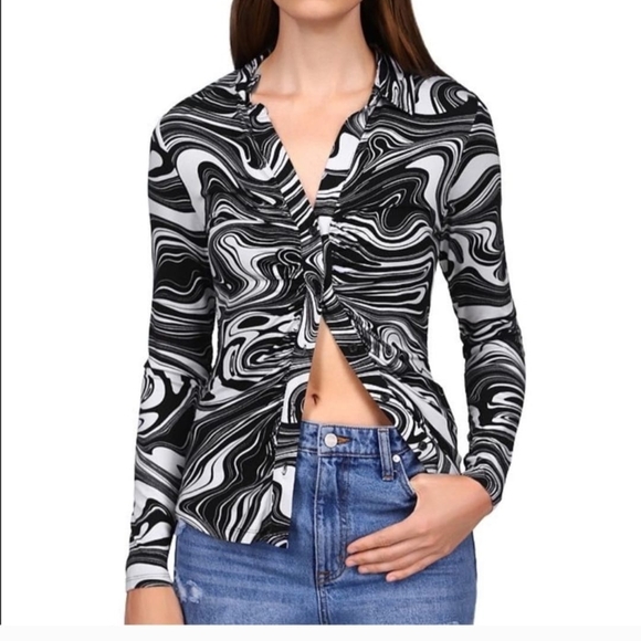 Black and White Swirl Pattern Women's Top - Picture 1 of 4